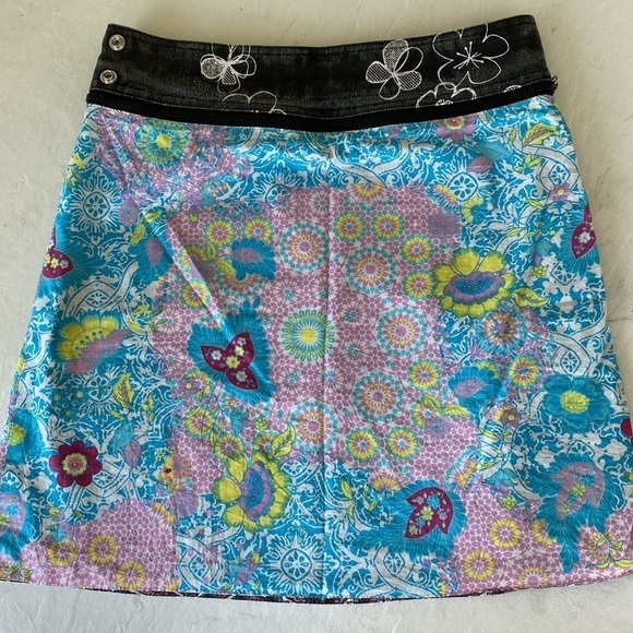 Zand Reversible Wrap Around Skirt Women’s OS - Picture 5 of 8